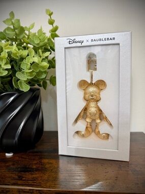 BaubleBar Disney Gold Mickey Keychain Card Holder